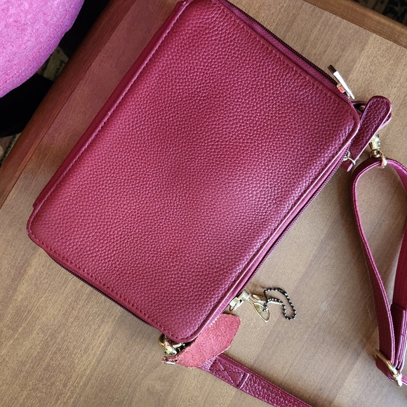 Roma Leather Conceal Carry Purse - Picture 6 of 6